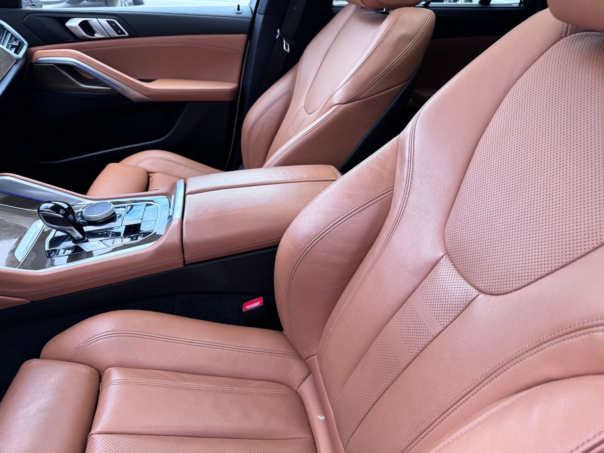 Used 2022 BMW X6 xDrive40i image 13