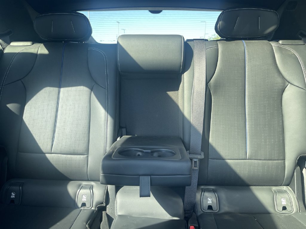 Certified 2024 Cadillac Lyriq Sport w/ LPO, Floor Liner Package AWD/4WD image 26