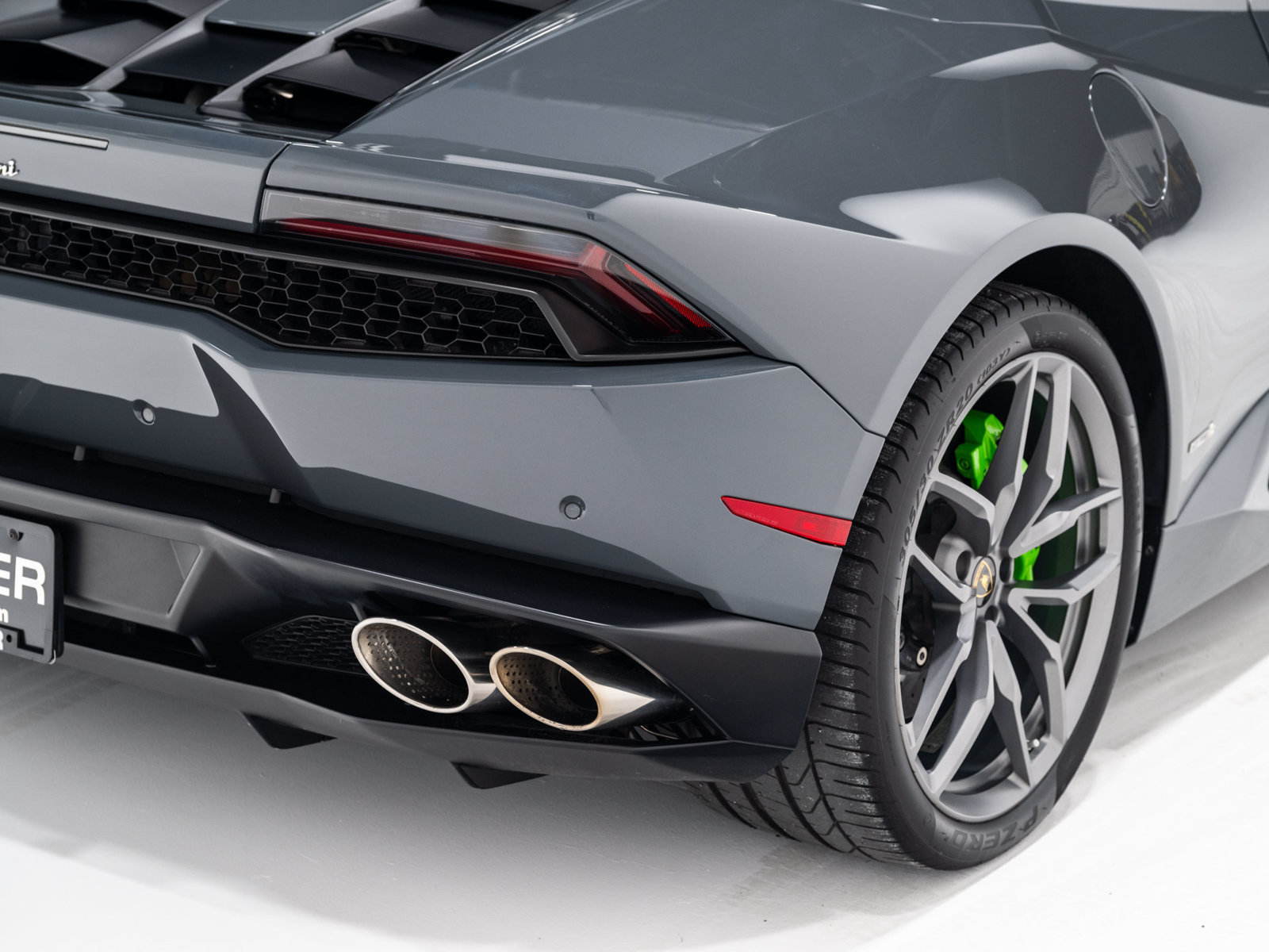 Used 2016 Lamborghini Huracan LP 610-4 AWD/4WD image 16