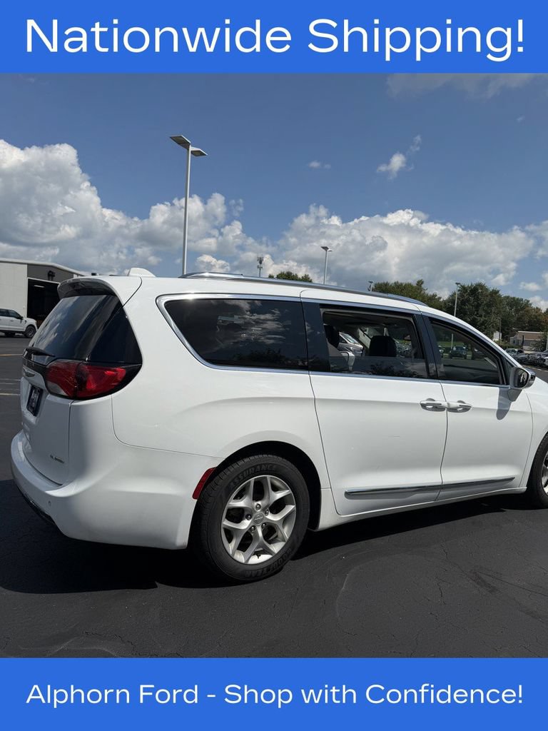 Used 2020 Chrysler Pacifica Limited FWD image 14