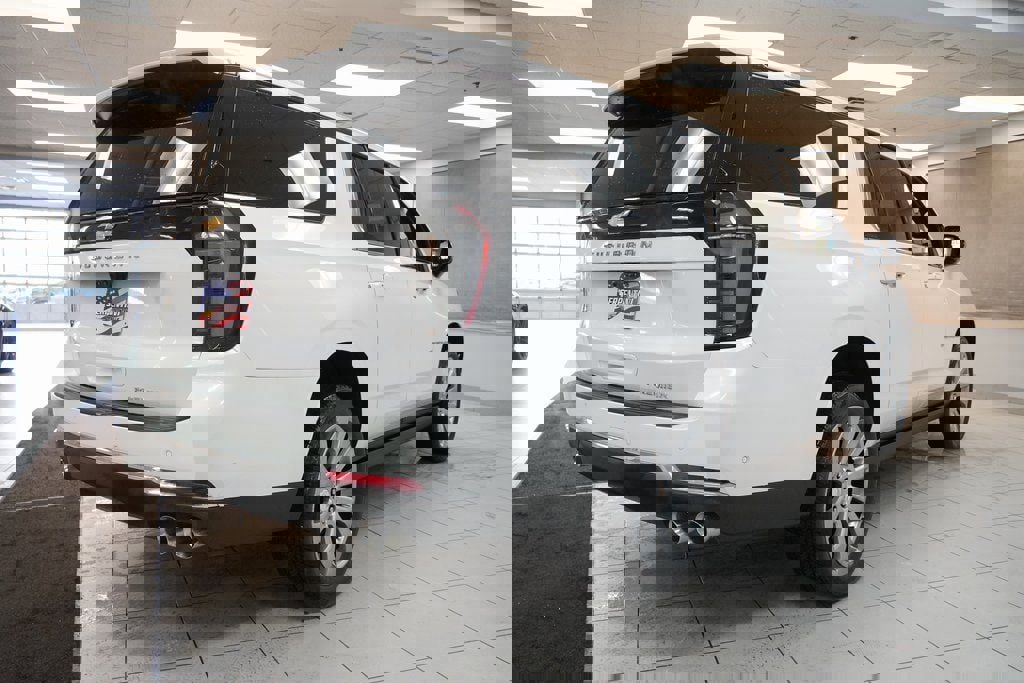 New 2025 Chevrolet Suburban Premier image 30