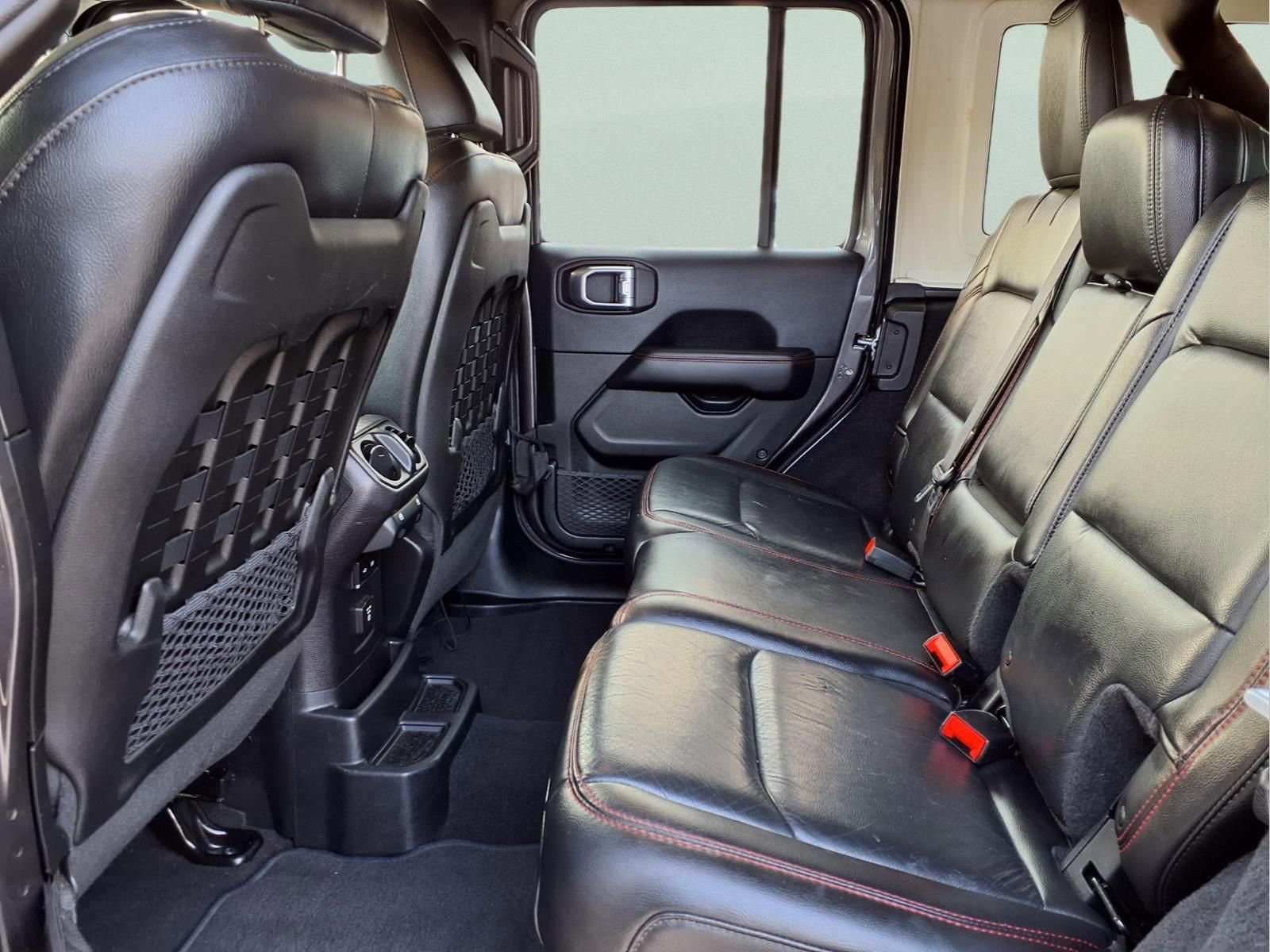 Used 2019 Jeep Wrangler Unlimited Rubicon AWD/4WD image 11