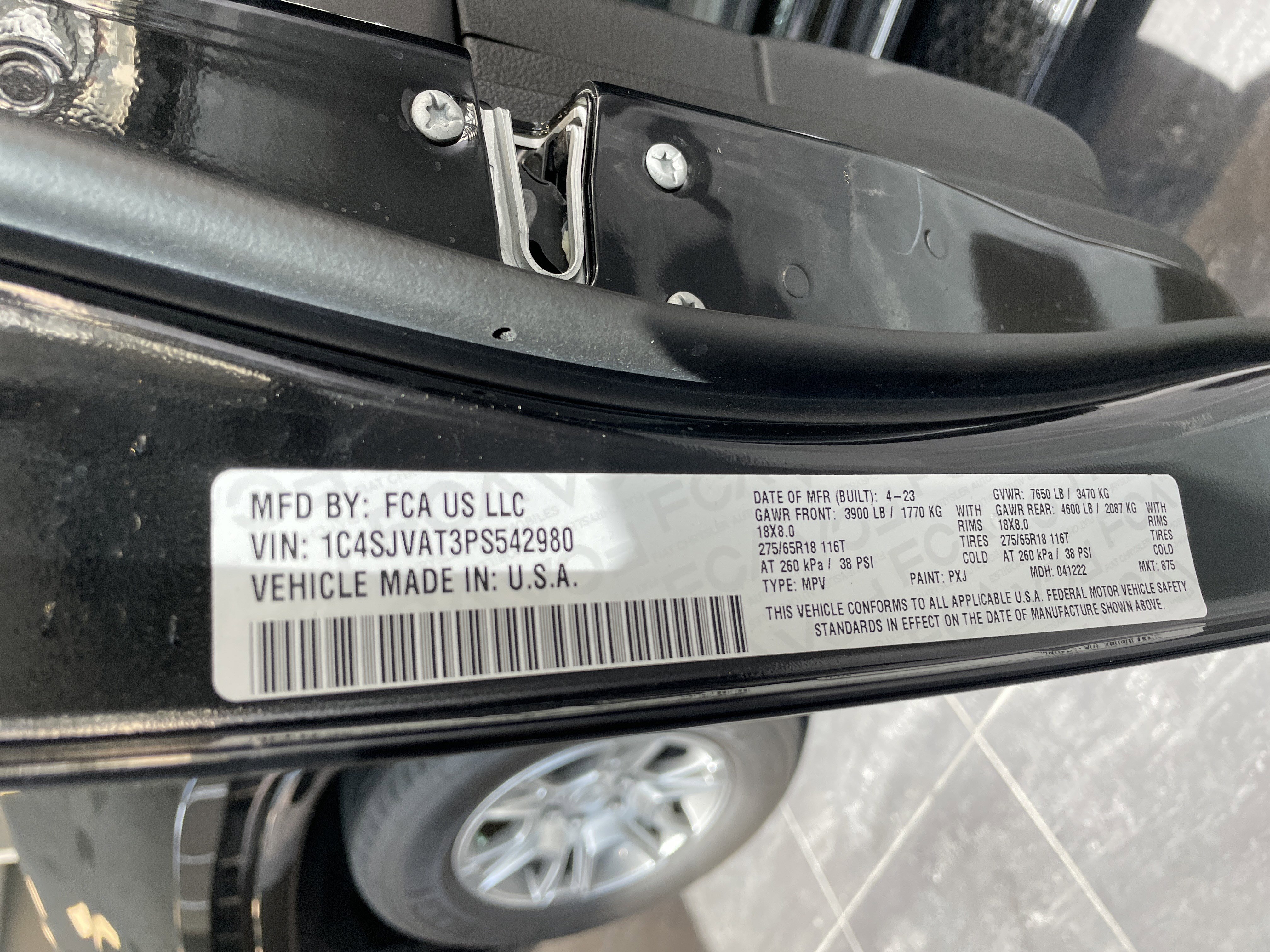 Used 2023 Jeep Wagoneer 4WD w/ Convenience Group I image 40