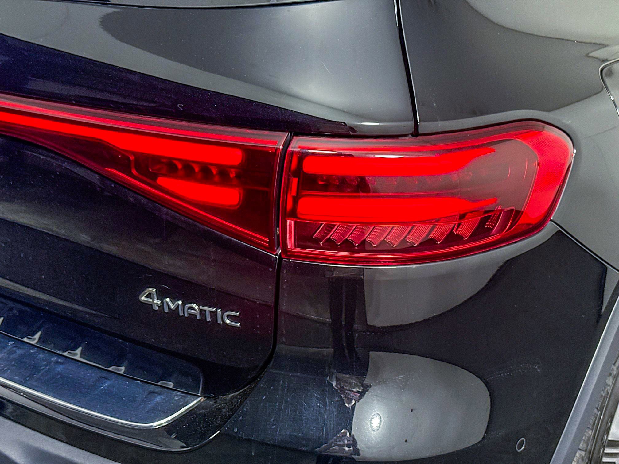 Used 2024 Mercedes-Benz EQB 300 4MATIC image 34