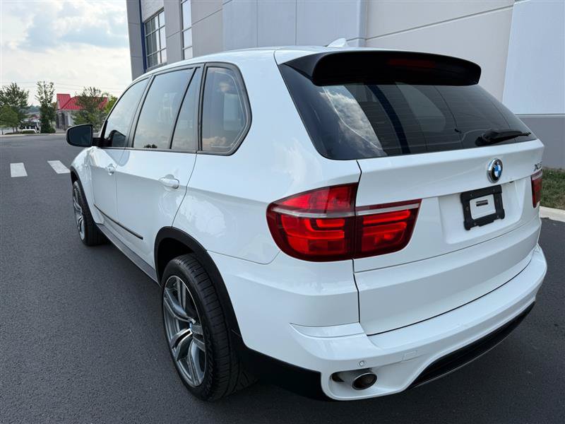 Used 2011 BMW X5 xDrive35d AWD/4WD image 9