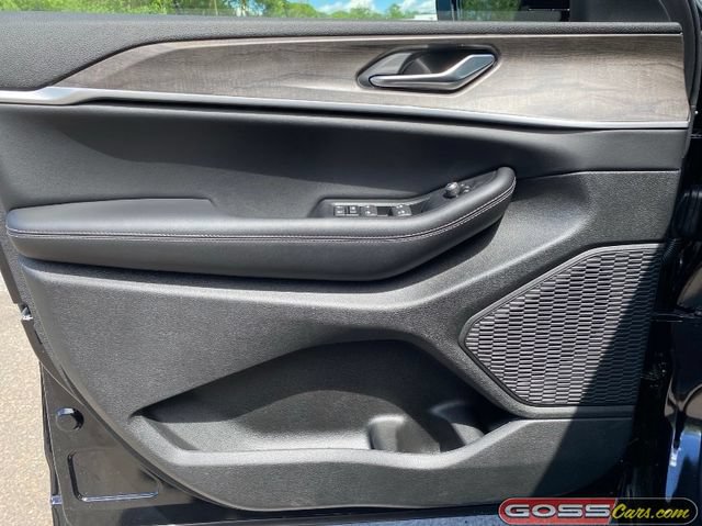 New 2026 Jeep Grand Cherokee Altitude AWD/4WD image 23