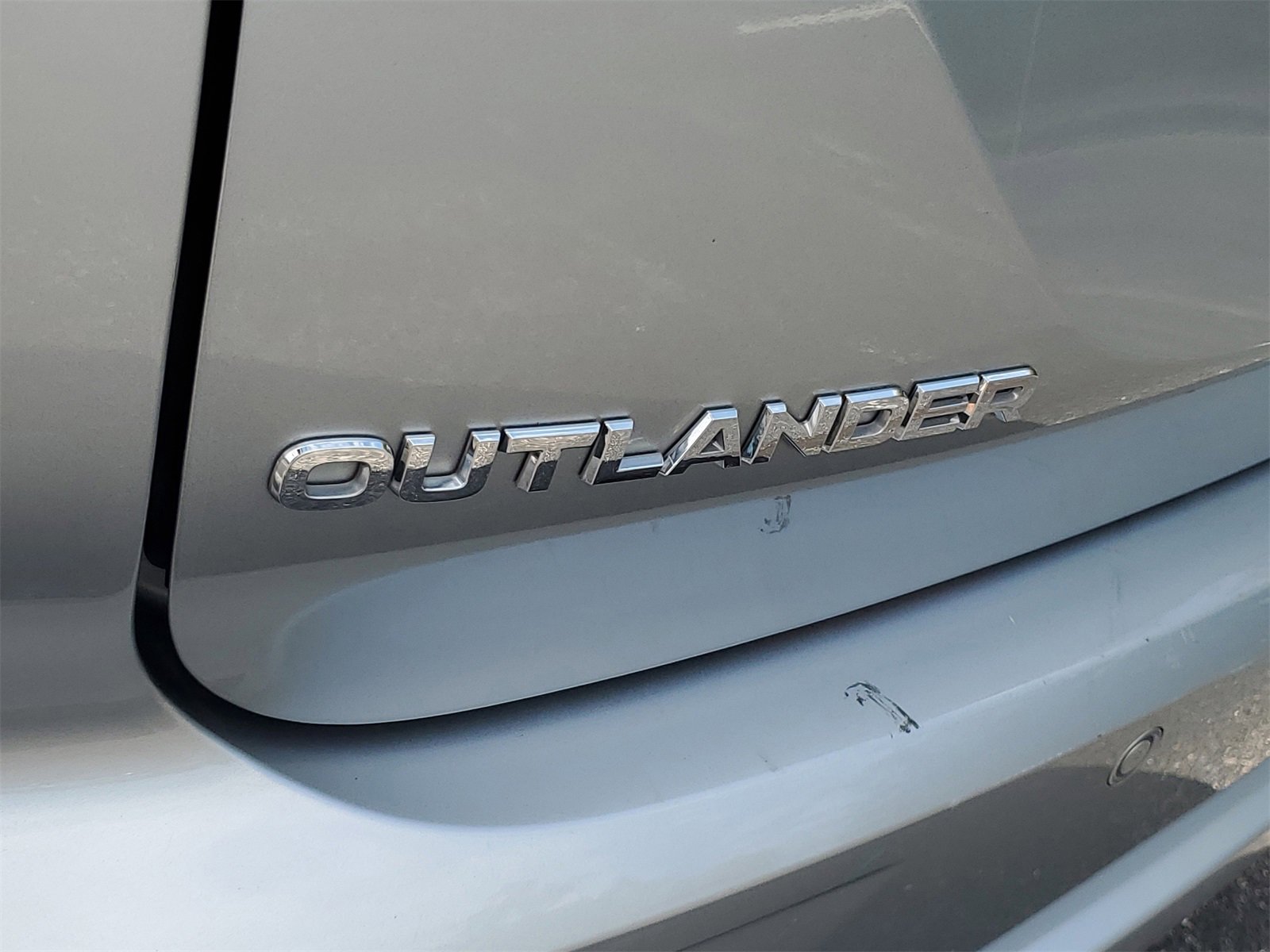 Used 2024 Mitsubishi Outlander SE image 28