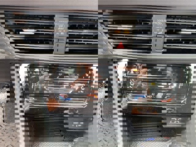 New 2025 Volkswagen Jetta SE image 40