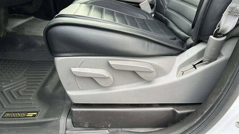 Used 2015 Chevrolet Silverado 1500 W/T RWD image 23