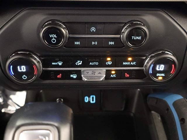 Certified 2023 Ford Bronco Wildtrak AWD/4WD image 25