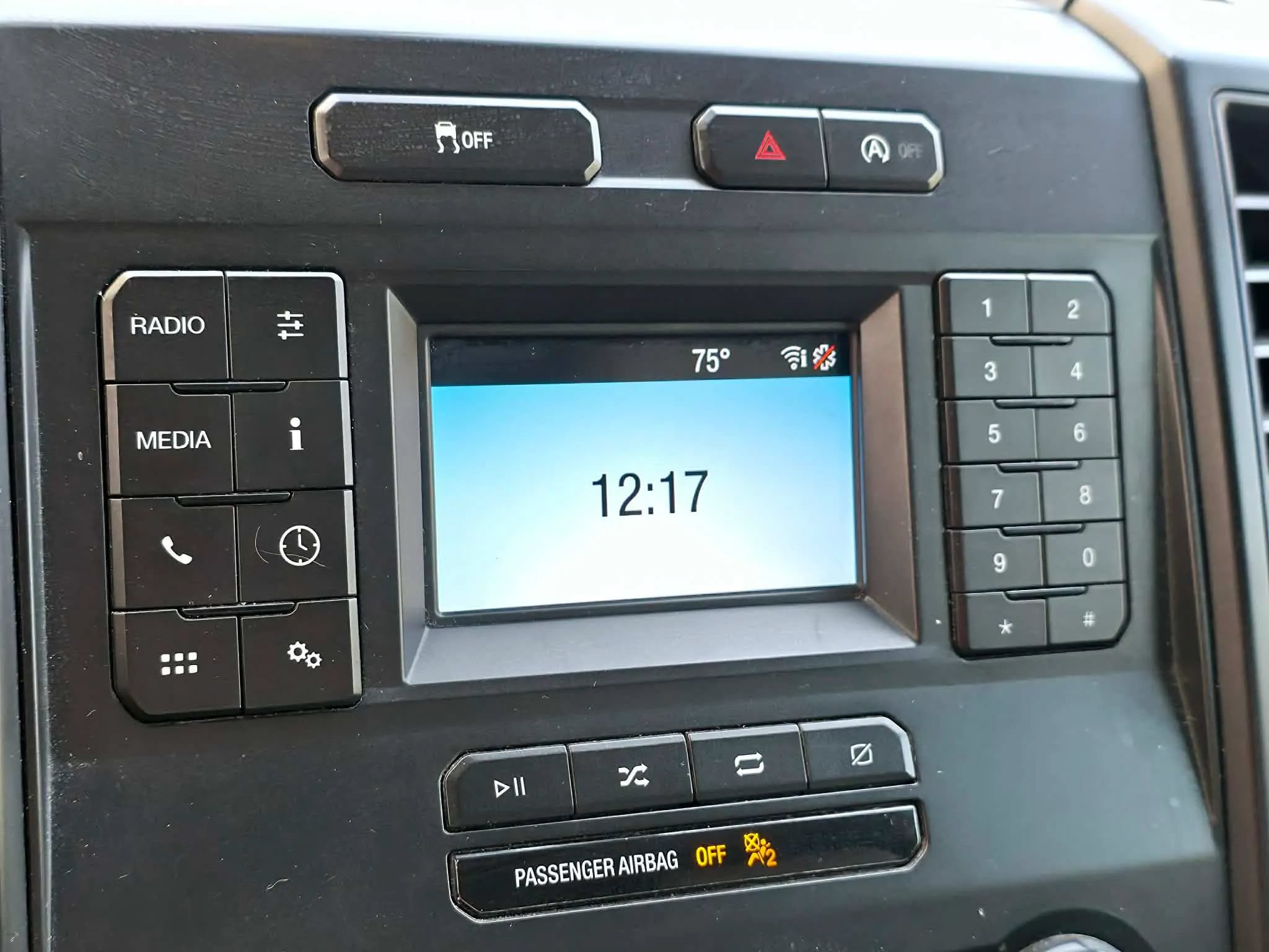 Used 2018 Ford F150 XL w/ Equipment Group 101A Mid RWD image 22