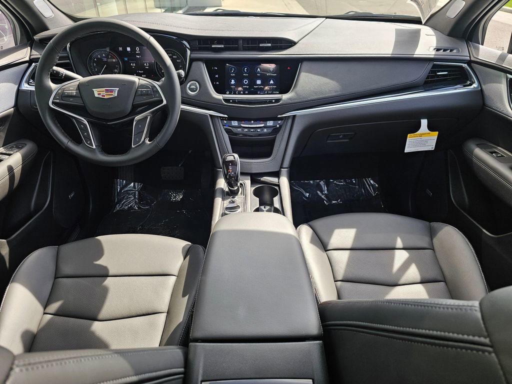 New 2026 Cadillac XT5 Premium Luxury w/ Driver Assist Package AWD/4WD image 17