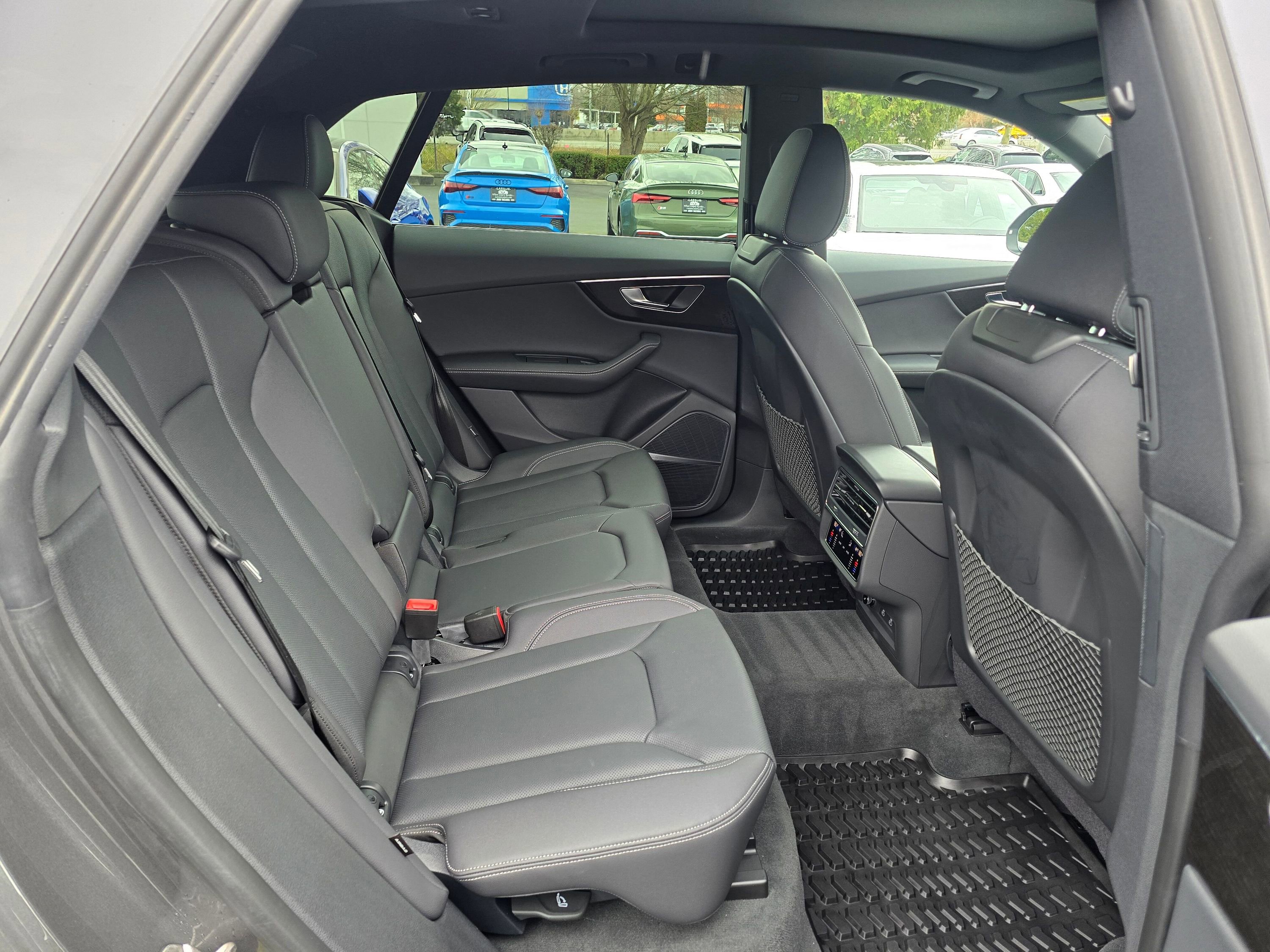 Certified 2025 Audi Q8 Premium Plus w/ Premium Plus Package image 24