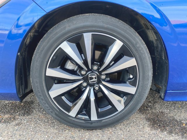 Used 2024 Honda Civic EX image 30