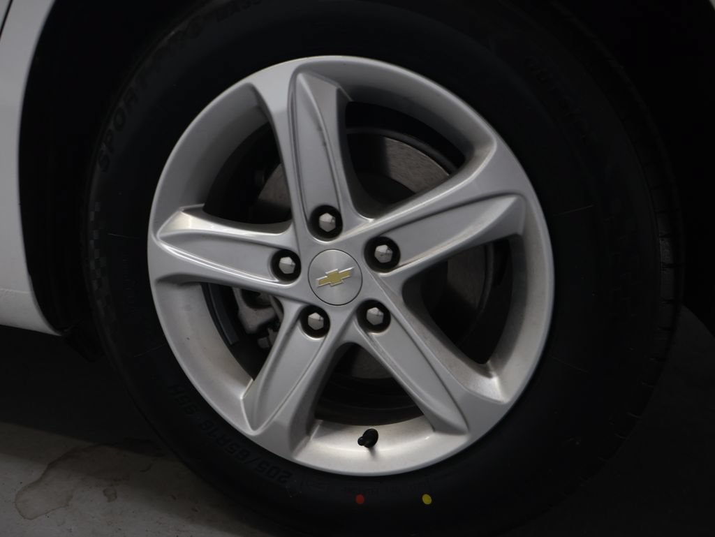 Used 2024 Chevrolet Malibu LS FWD image 33