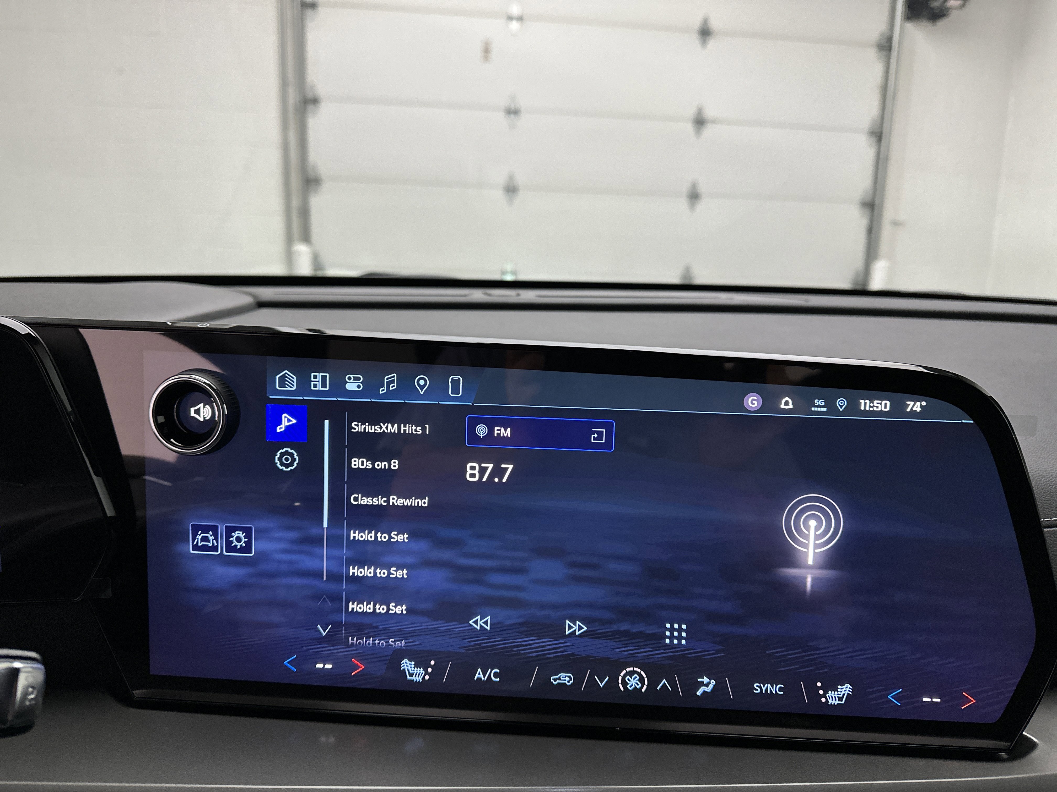 New 2026 Chevrolet Traverse LT w/ Driver Confidence Package image 34
