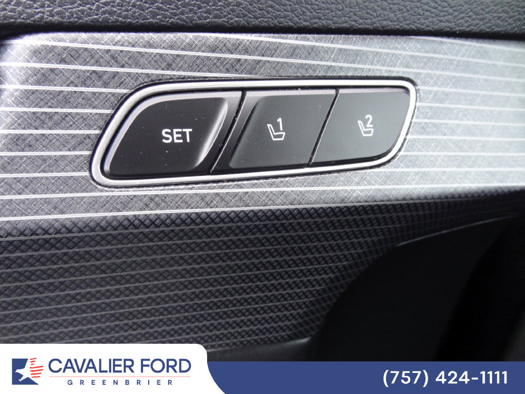 Used 2023 Hyundai Palisade Limited AWD/4WD image 21