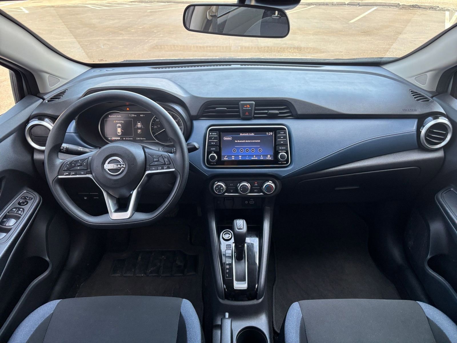 Used 2025 Nissan Versa SV image 29