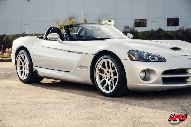 Used 2003 Dodge Viper SRT-10 image 40