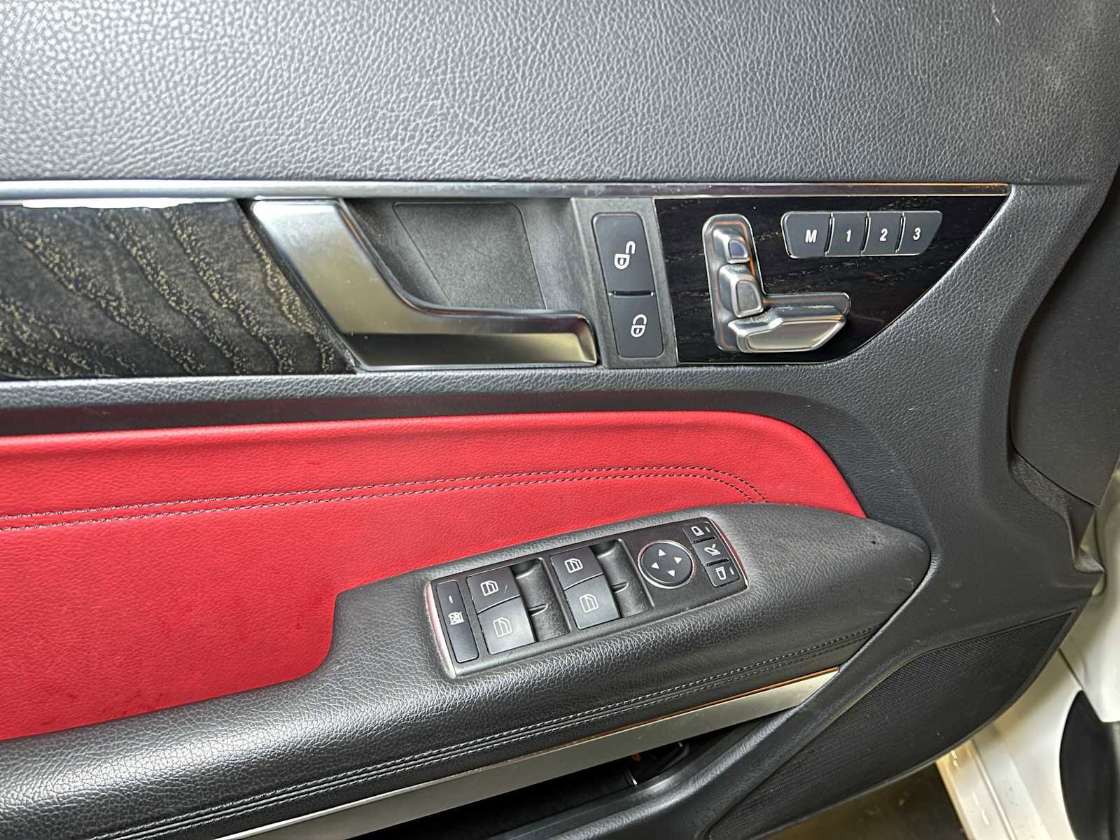 Used 2017 Mercedes-Benz E 400 4MATIC Coupe image 19