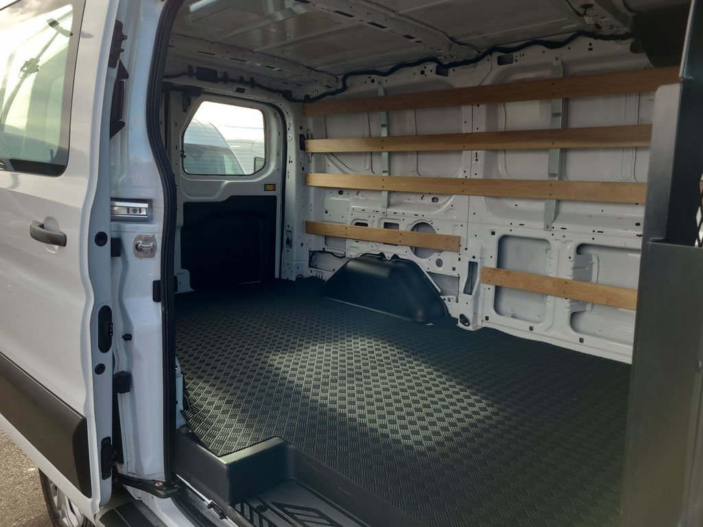 Used 2024 Ford Transit 250 Low Roof w/ Exterior Upgrade Package image 19