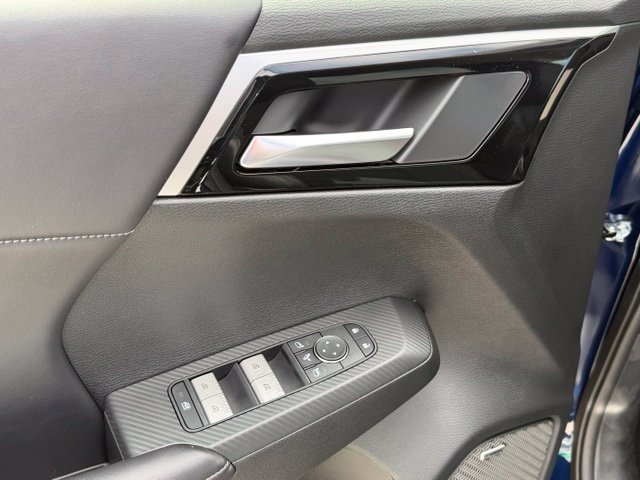 New 2026 Mitsubishi Outlander SE FWD image 22