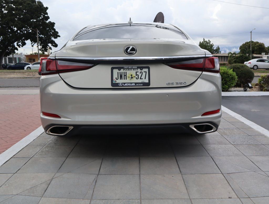 Used 2022 Lexus ES 350 w/ Premium Package image 6