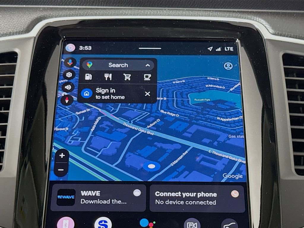 Certified 2025 Volvo XC90 B5 Core w/ Protection Package Premier image 13