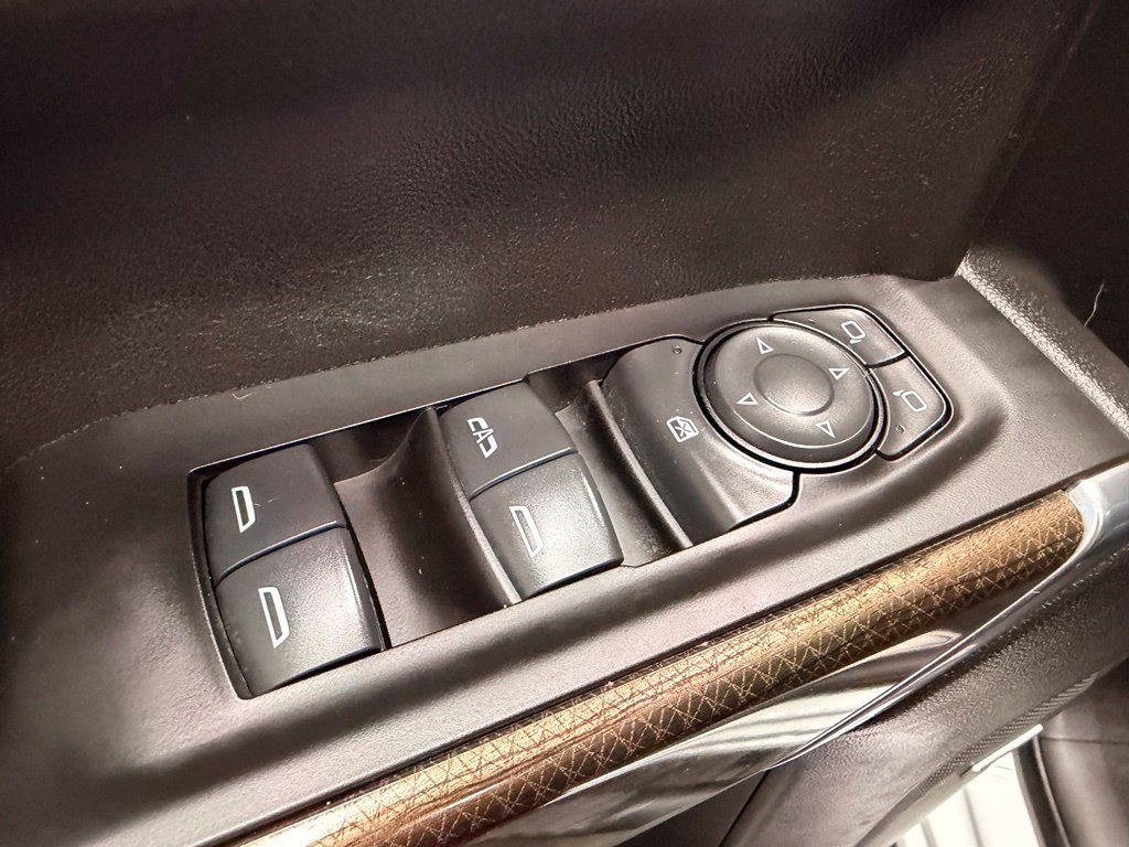 Used 2021 Chevrolet Silverado 1500 LT Trail Boss AWD/4WD image 32
