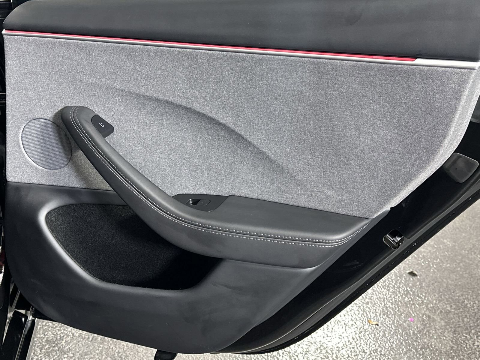 Used 2025 Tesla Model 3 Long Range image 34