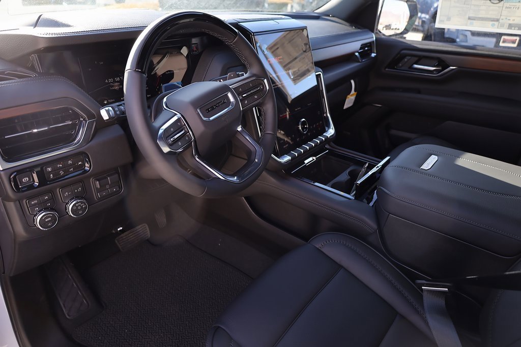 New 2026 GMC Yukon XL Denali w/ Denali Reserve Package image 12