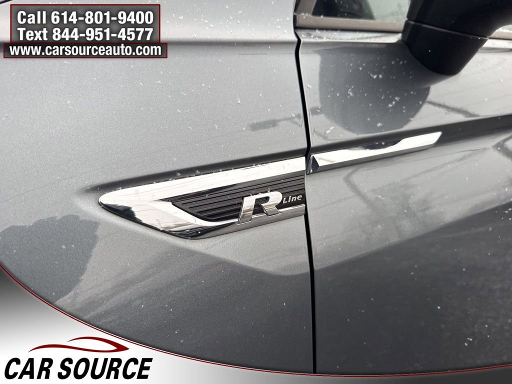 Used 2020 Volkswagen Tiguan SE R-Line image 3
