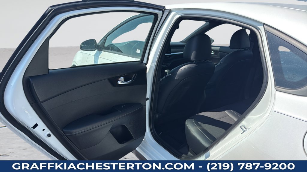 Used 2023 Kia Forte GT-Line FWD image 36