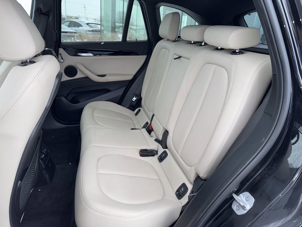 Used 2019 BMW X1 xDrive28i w/ Convenience Package image 11