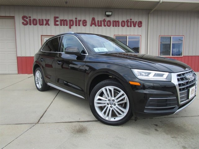 Used 2019 Audi Q5 2.0T Premium Plus w/ Premium Plus Package