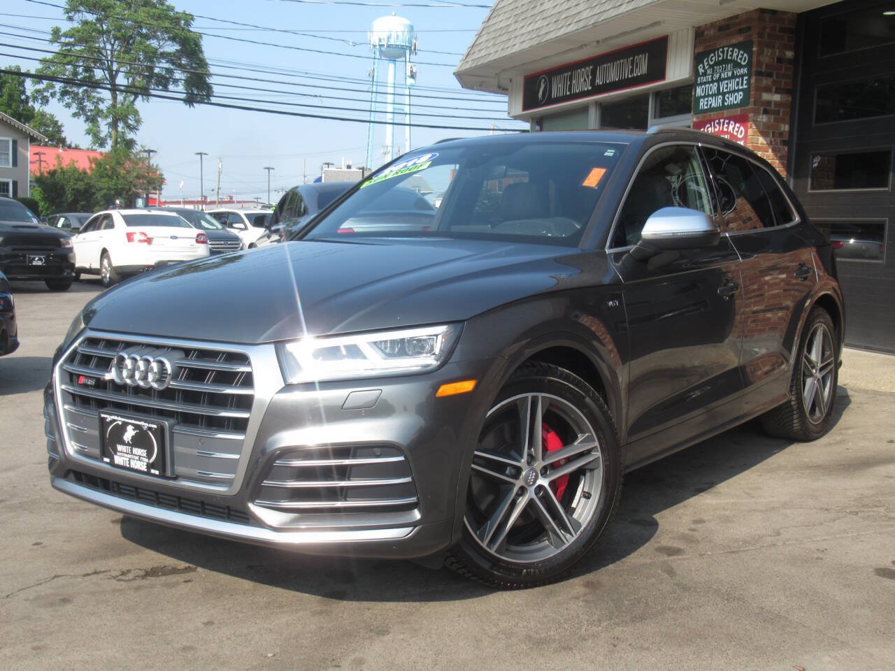 Used 2018 Audi SQ5 Premium Plus w/ S Sport Package AWD/4WD image 40