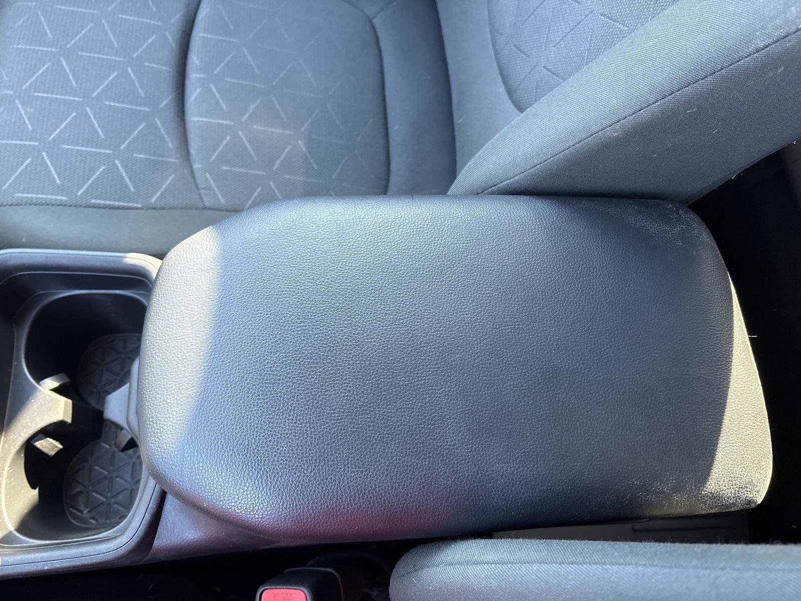 Used 2021 Toyota RAV4 XLE image 14