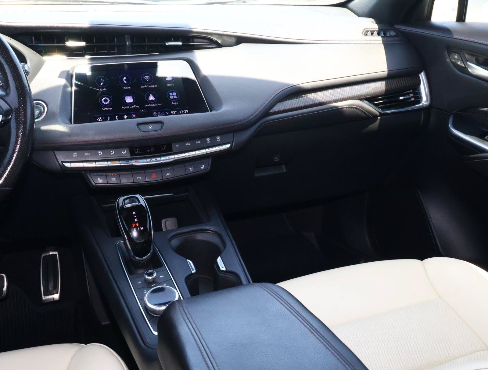 Certified 2023 Cadillac XT4 Sport FWD image 16