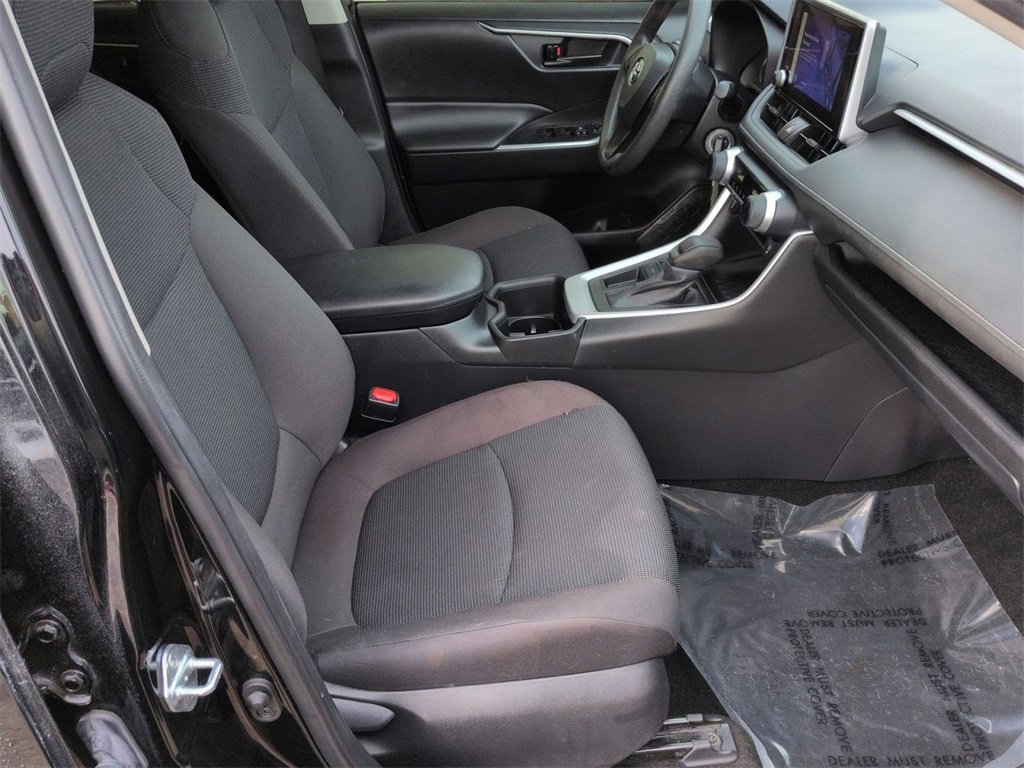 Used 2024 Toyota RAV4 LE image 25