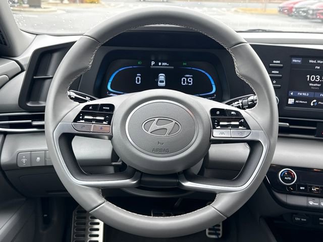 Certified 2025 Hyundai Elantra Sport image 14