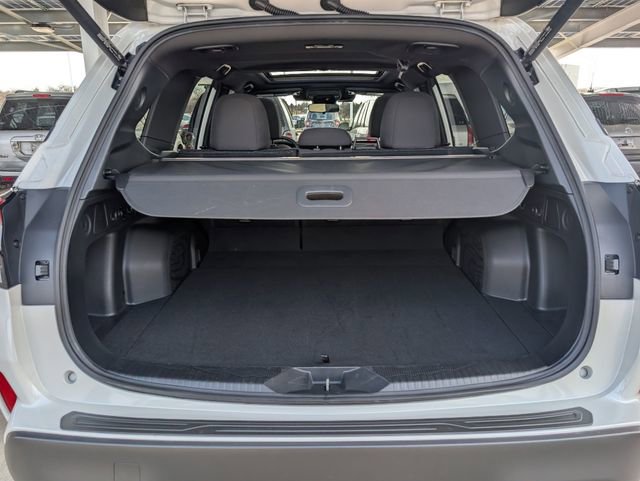 Certified 2025 Subaru Forester Premium AWD/4WD image 28