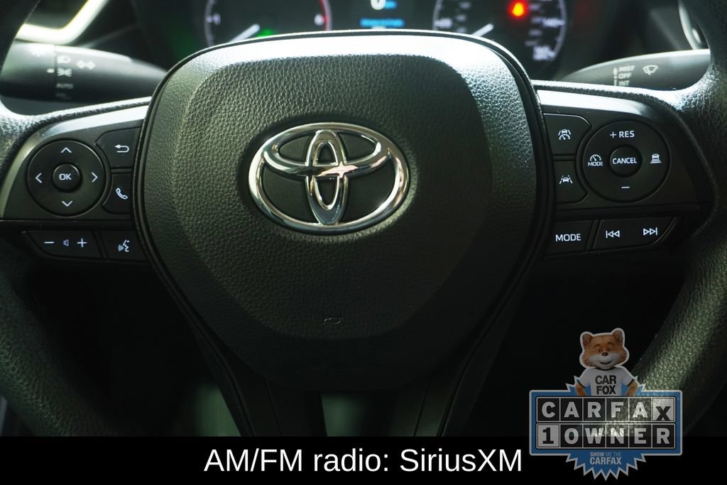 Used 2024 Toyota Corolla LE w/ LE Convenience Package FWD image 4