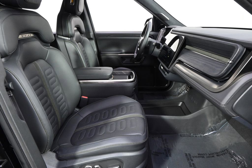 Used 2023 Rivian R1S Adventure AWD/4WD image 16