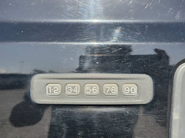 Used 2009 Ford F350 Lariat AWD/4WD image 16