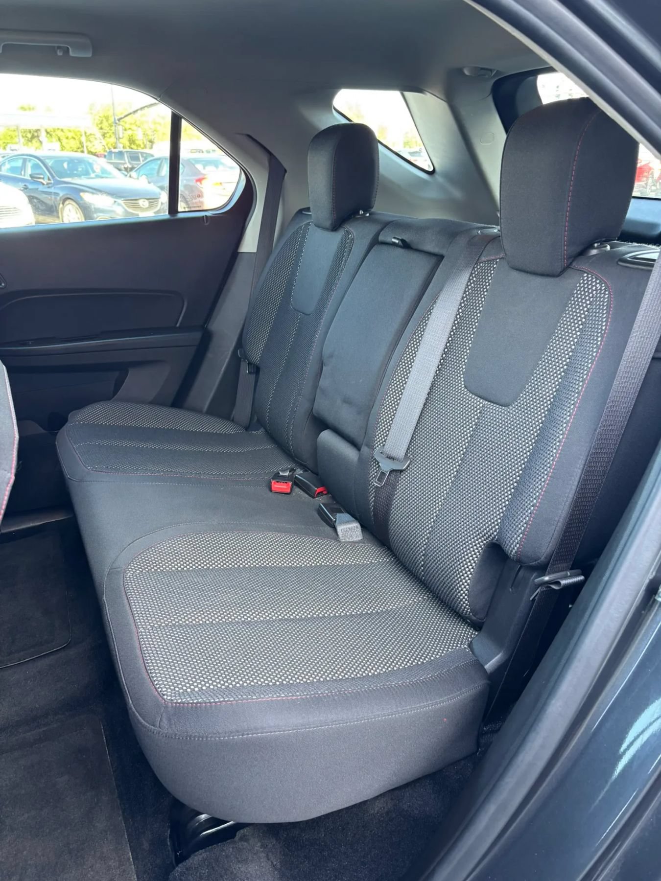 Used 2017 Chevrolet Equinox LS FWD image 12
