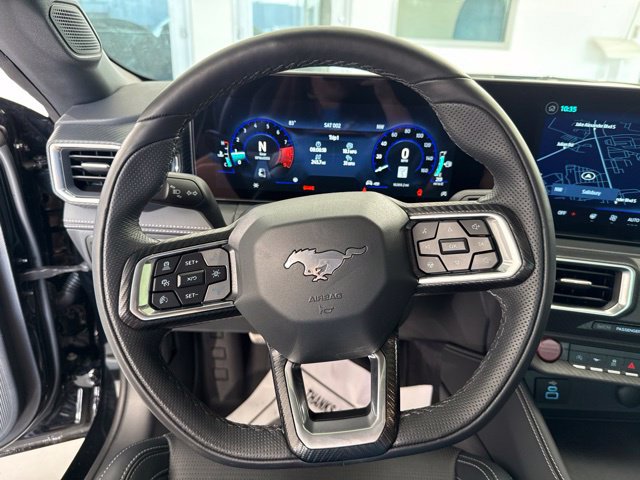 Used 2025 Ford Mustang GT Premium RWD image 23