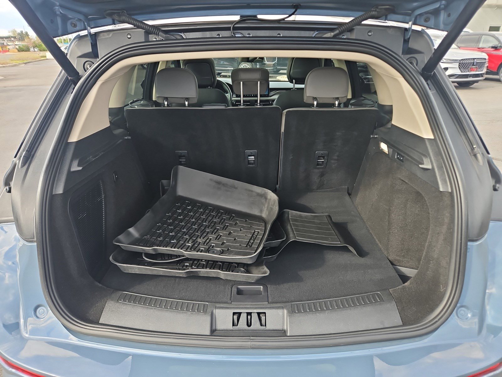 Certified 2024 Lincoln Corsair Reserve w/ Equipment Group 202A AWD/4WD image 16