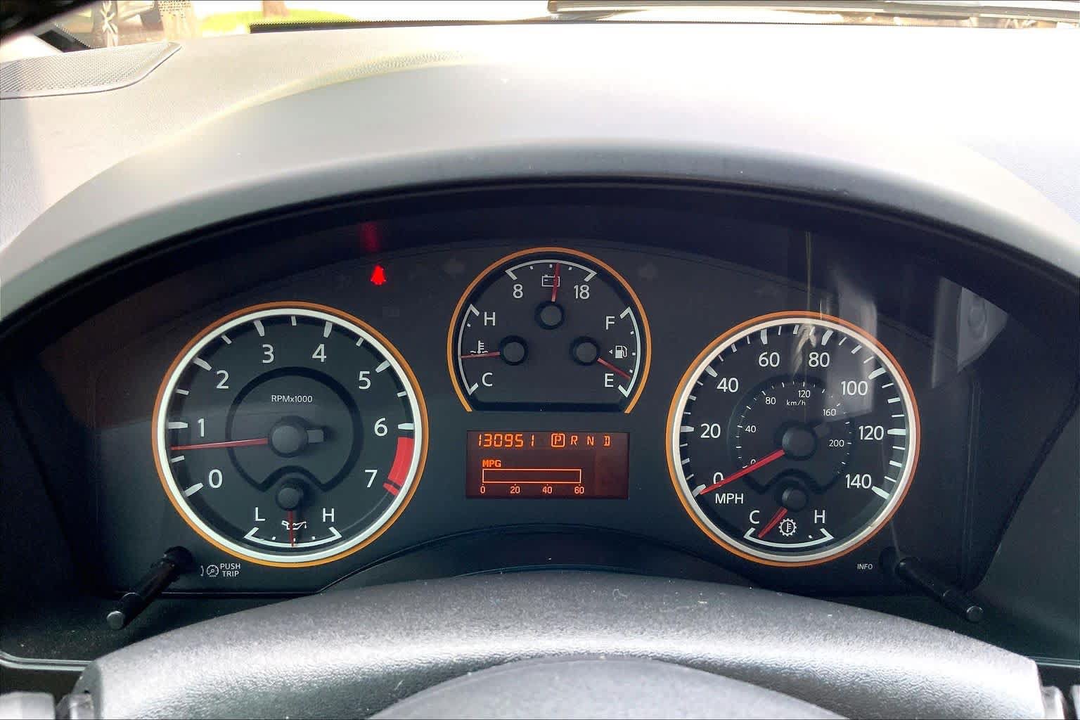 Used 2008 Nissan Titan LE RWD image 25