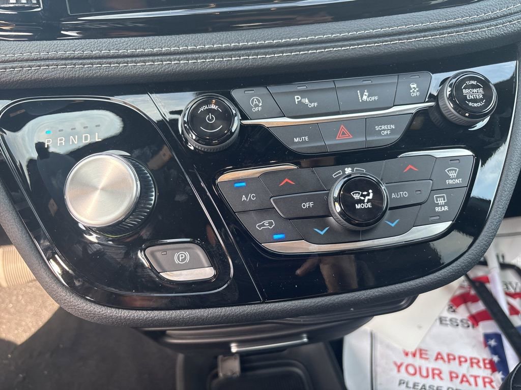 New 2026 Chrysler Pacifica Select image 28