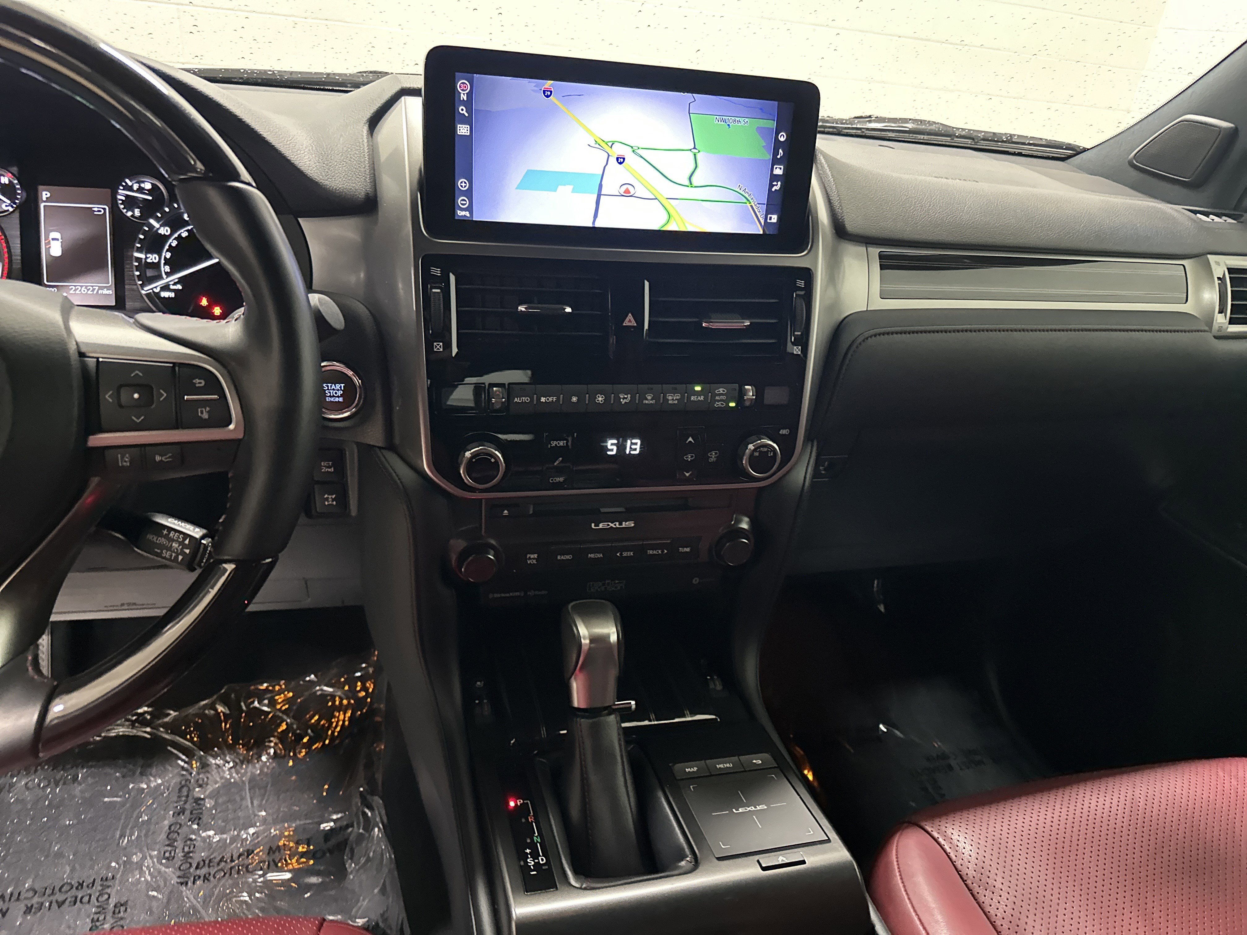 Certified 2022 Lexus GX 460 Luxury w/ Sport Design Package AWD/4WD image 30